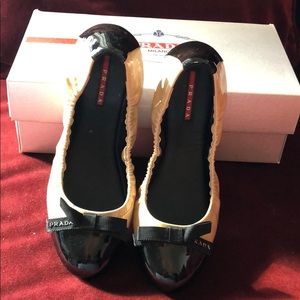 PRADA MILANO sport stretch flats beige blk patent